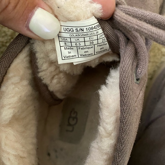 Women’s Neumel Uggs - Picture 7 of 8